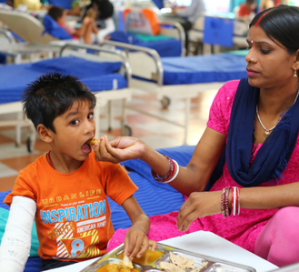 ที่พักและอาหารสำหรับครอบครัว