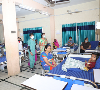 หอผู้ป่วยที่มีอุปกรณ์ครบครัน